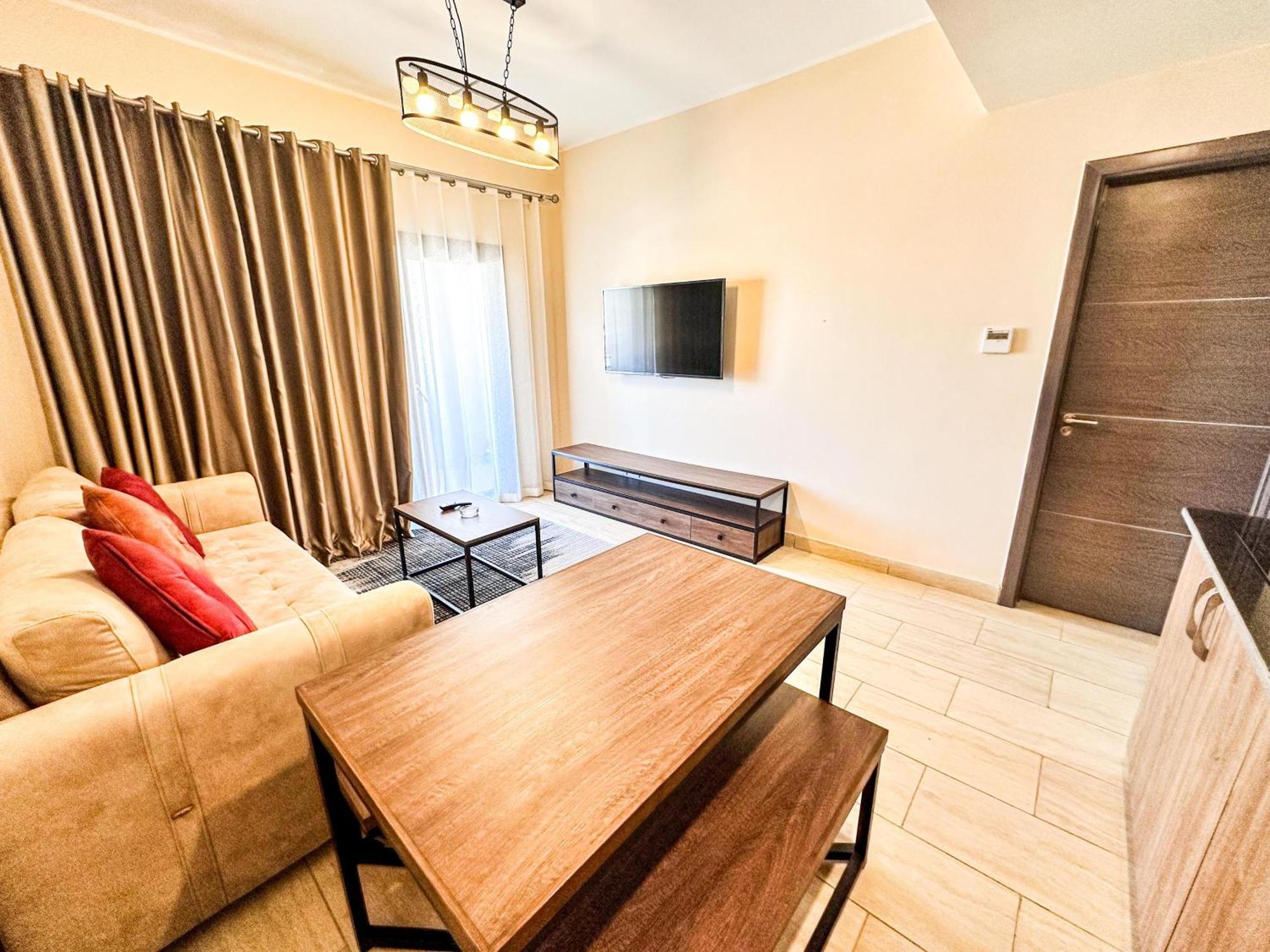Aldau Heights Modern Brand New Apartman Gurdaka