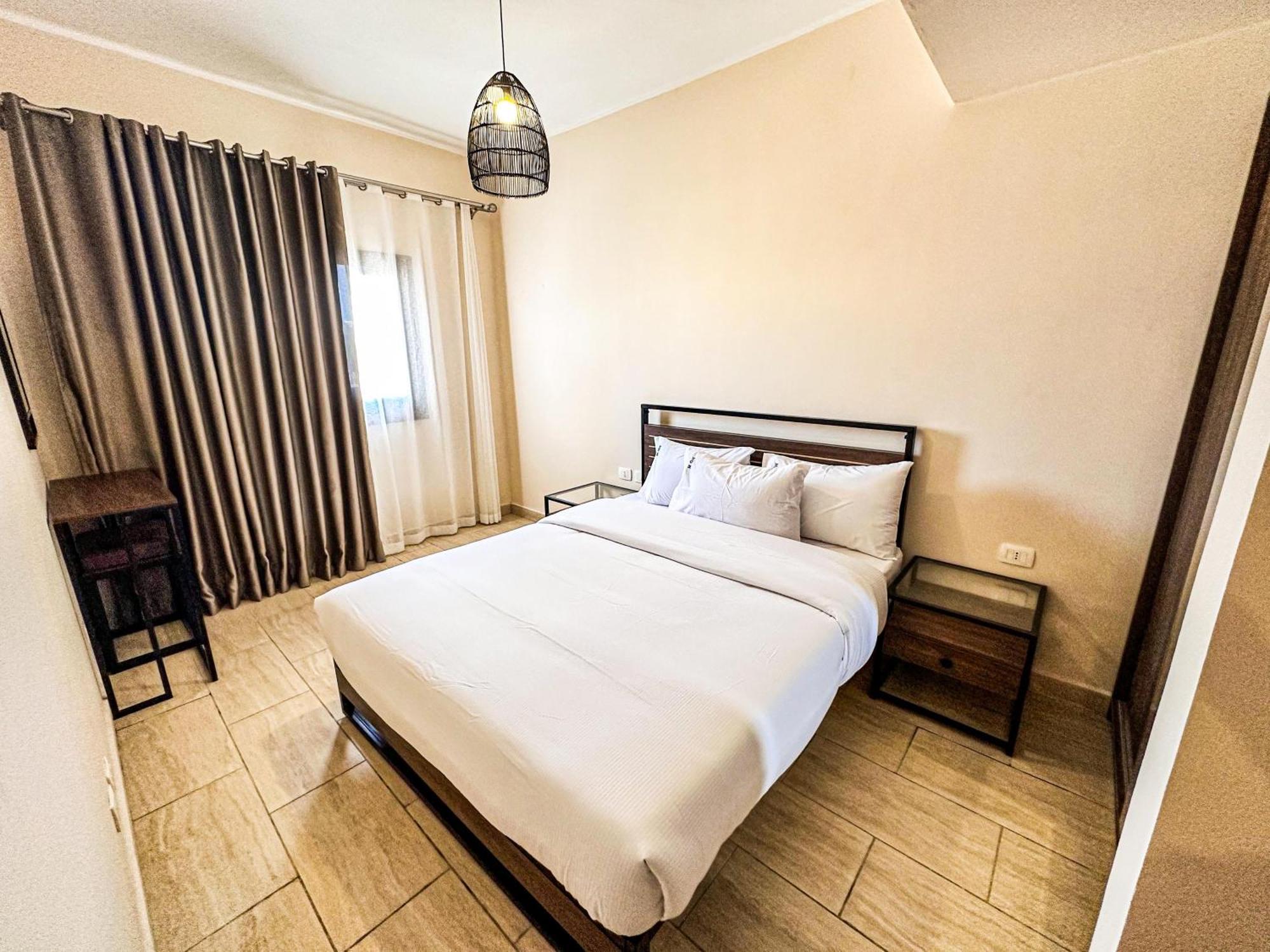 Aldau Heights Modern Brand New Apartament *